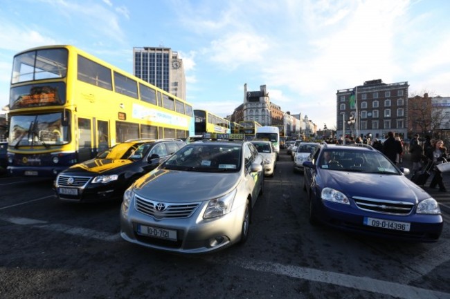 19/02/2015. Water protest. Pictured traffic comes