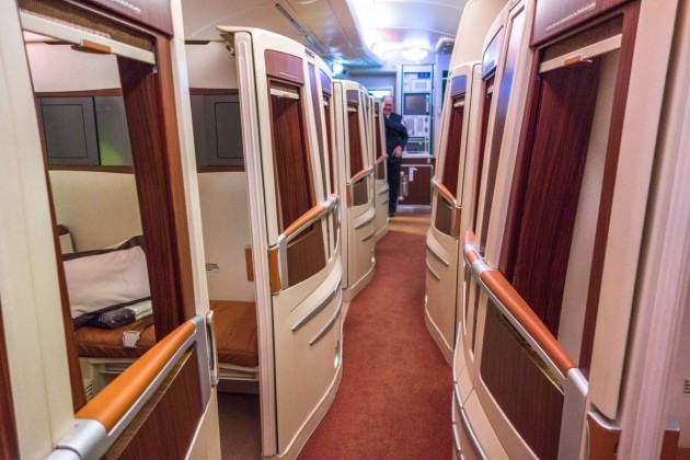 and-were-in-heres-the-hallway-connecting-the-suites-on-the-plane