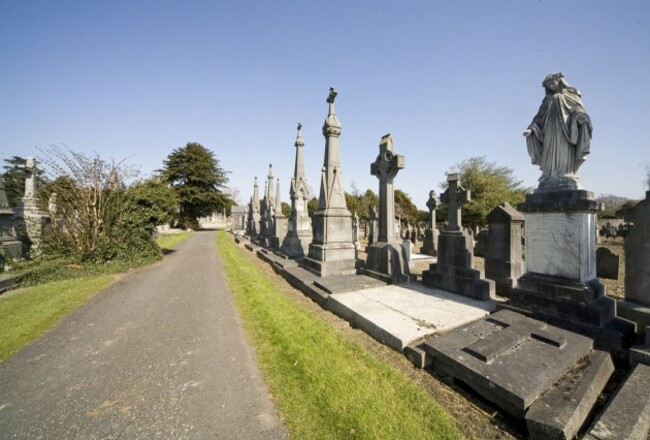 GLASNEVIN CEMETERY - DUBLIN, IRELAND