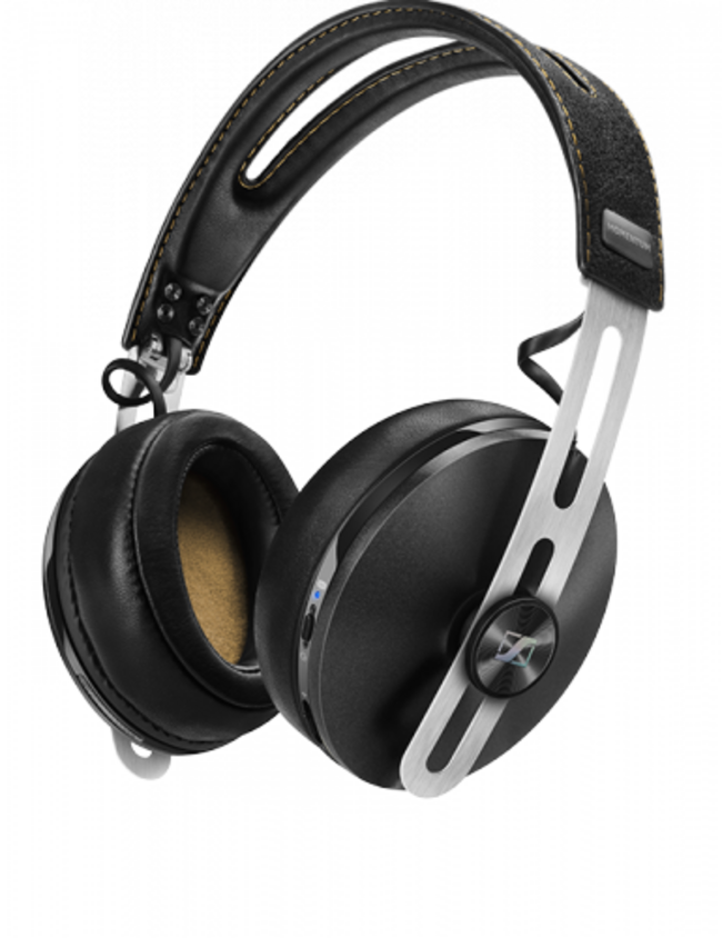 Momentum_wireless_model_black