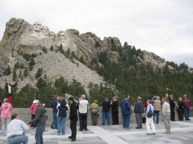 mount-rushmore-visitors-center