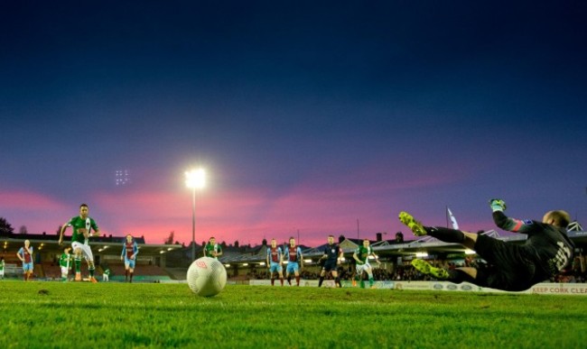 Cork City's Billy Dennehy sends Drogheda United goalkeeper Michael Schlingermann the wrong way to score from the penalty spot