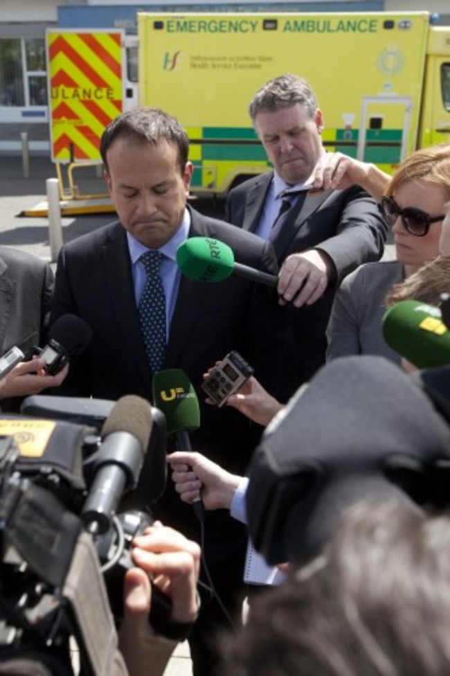 Minister Vists Portlaoise Hospital. Min