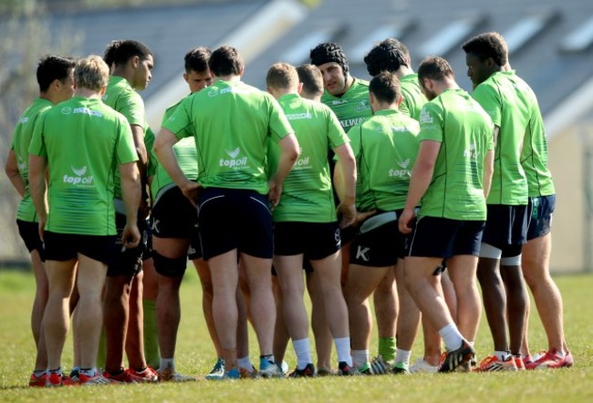 Connacht players huddle