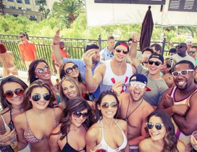 johnny-manziel-vegas-party