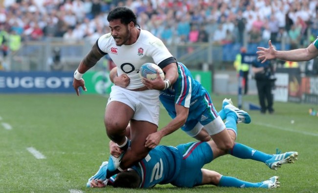 Tommaso Allan and  Angelo Esposito with Manusamoa Tuilagi