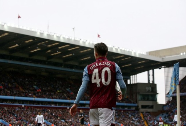 Soccer - Barclays Premier League - Aston Villa v Everton - Villa Park