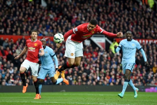 Soccer - Barclays Premier League - Manchester United v Manchester City - Old Trafford