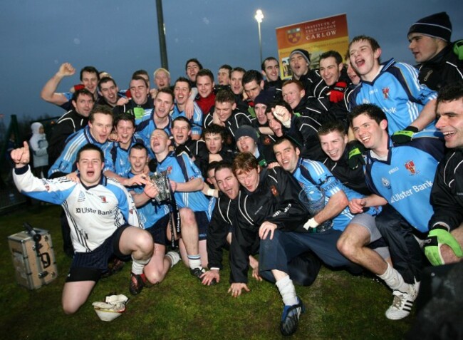 UUJ team celebrate victory