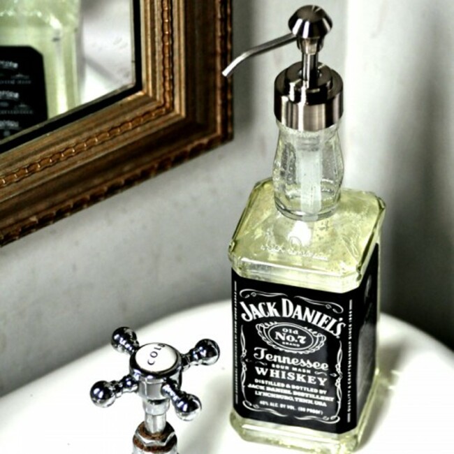 Jack-Daniels-Soap-Dispenser-3