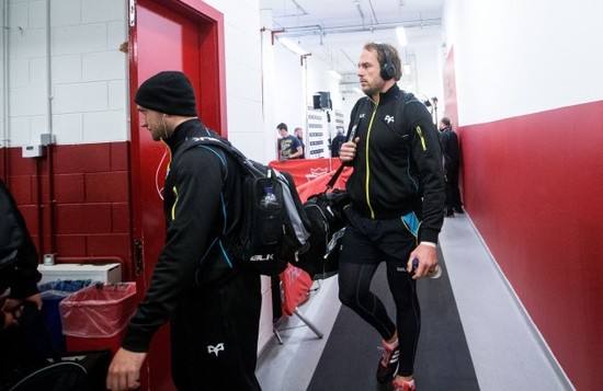 Alun Wyn Jones arrives