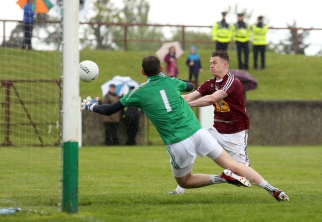 Shane Dempsey scores their second goal