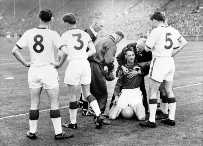 Soccer - FA Cup Final - Manchester United v Aston Villa - Wembley Stadium