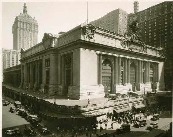 here-is-what-grand-central-station-looked-like-during-the-roaring-twenties