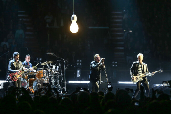 U2 In Concert - Los Angeles