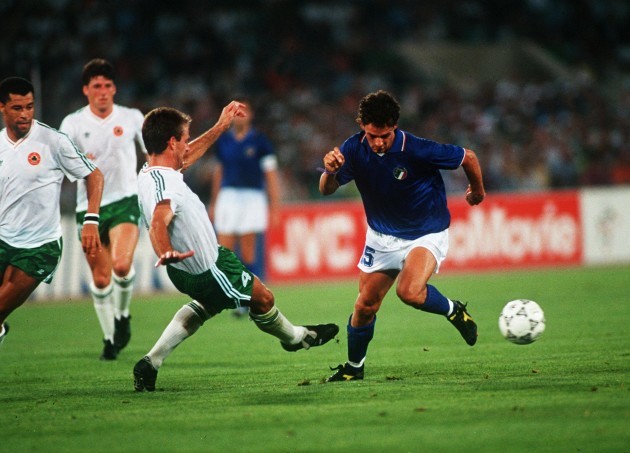 Mick McCarthy and Roberto Baggio 1990