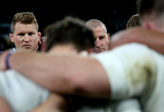 Dylan Hartley and Stuart Lancaster dejected after the game