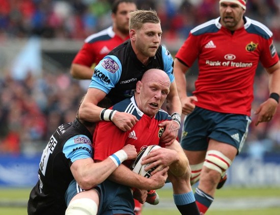 Paul O'Connell with Finn Russell and Richie Vernon