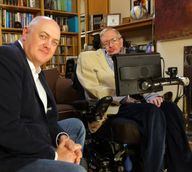 uktv-dara-obriain-meets-stephen-hawking