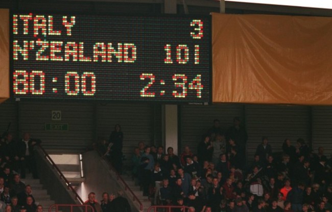 Rugby Union - Rugby World Cup 99 - Pool B - New Zealand v Italy
