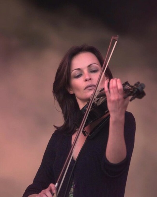 Glastonbury/Sharon-the Corrs 2