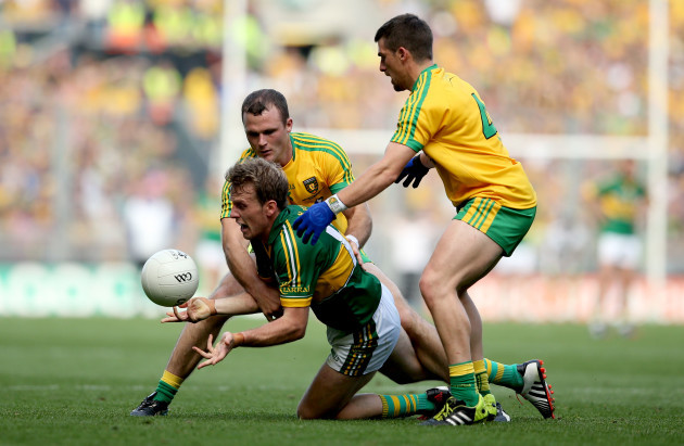 Neil McGee and Paddy McGrath with Donnchadh Walsh