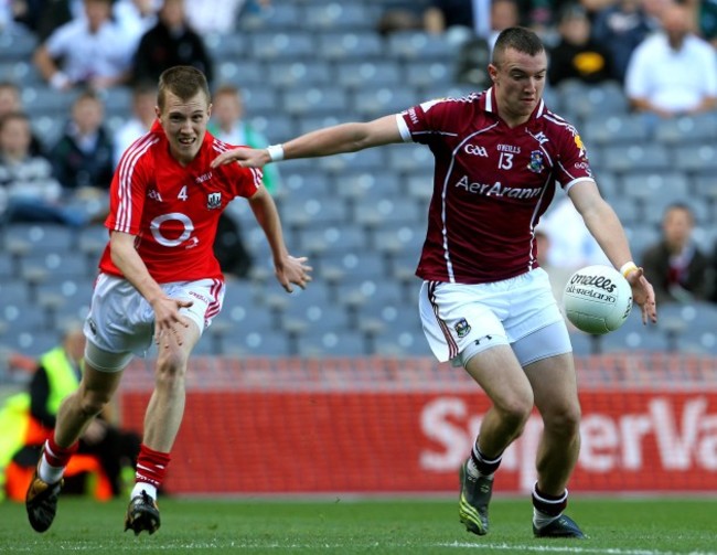 Darren Murphy can't stop Peadar O'Griofa scoring his 2nd goal