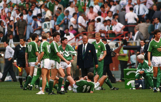 General View of the Irish team 1990