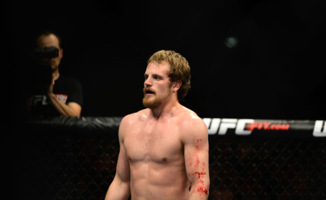 Gunnar Nelson celebrates winning