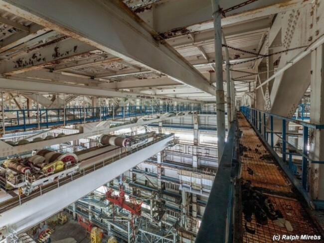 according-to-mirebs-the-buildings-support-beams-shown-below-were-made-from-special-steel-that-could-withstand-the-shockwave-if-there-was-an-explosion-during-construction