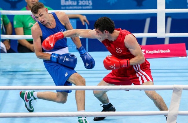 Sean McComb in action against Yasin Yilmaz