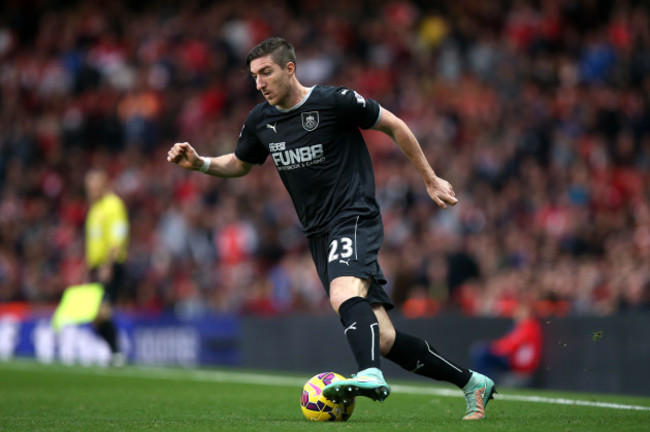 Soccer - Barclays Premier League - Arsenal v Burnley - Emirates Stadium