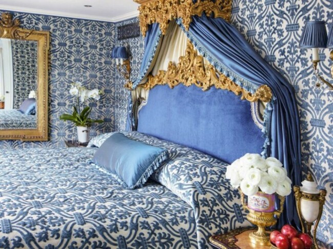 and-then-theres-the-royal-suite