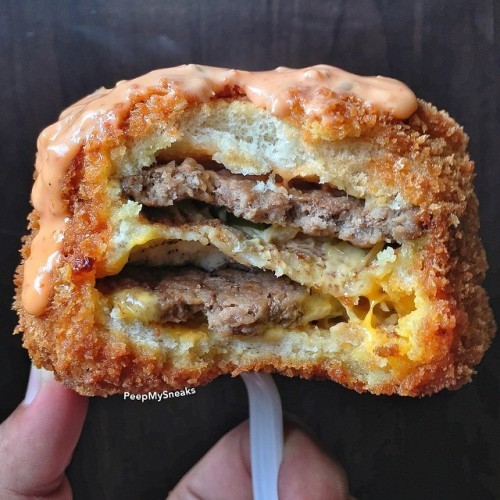 Yup, a Deep Fried Big Mac With Extra Mac Sauce on Top @mcdonalds Holla At Me #PeepMyEats #BellyBoner #TryNotToEatYourPhone