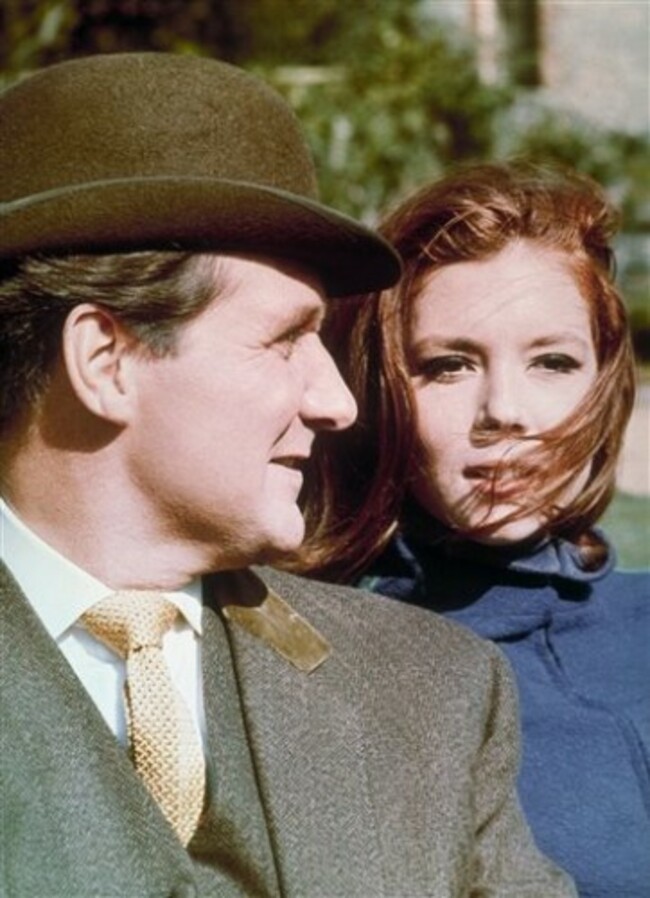 THE AVENGERS_PATRICK MACNEE, DIANA RIGG