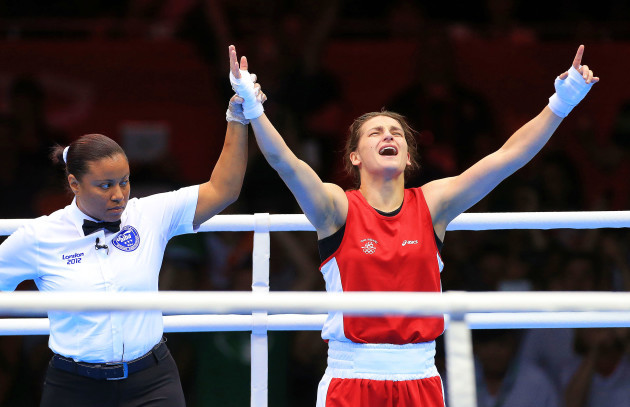 Katie Taylor celebrates winning olympic gold