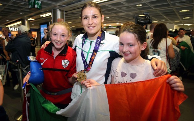 Katie Taylor with Ellie Maher and Sophie Clancy
