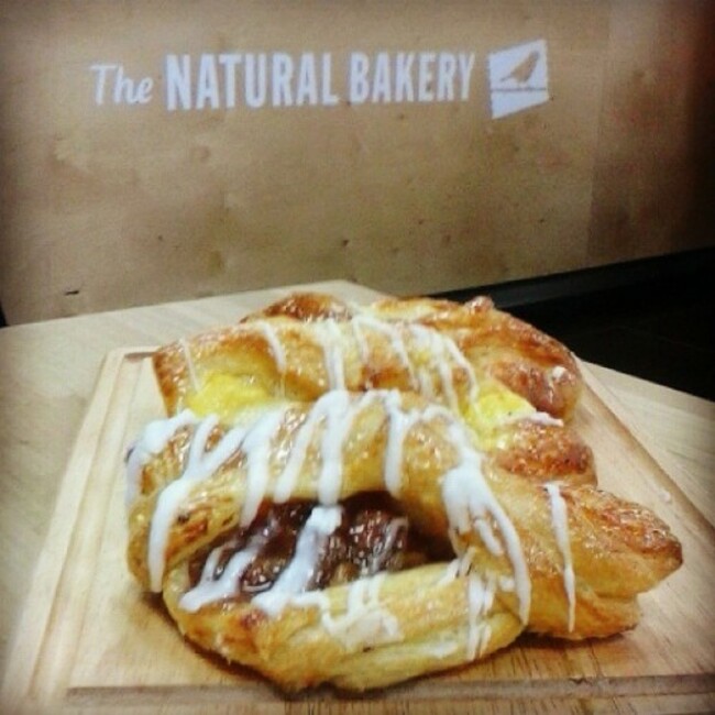 Why not drop in try our tasty pastries,made fresh daily in all natural bakery stores :) #danish #pastry #Apple #rhubarb #pear #icing #custard #baking #thenaturalbakerydublin #thenaturalbakery