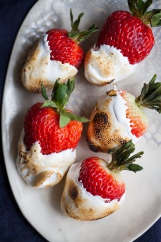 marshmallow-strawberries08