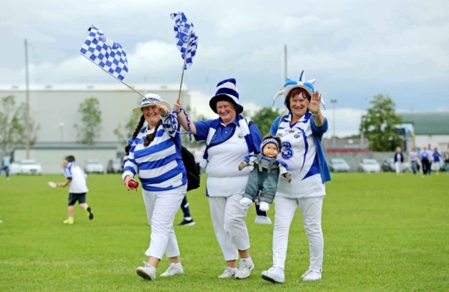 Waterford fans Shelley, Aoife and Bridget Phelan make their way into Semple Stadium