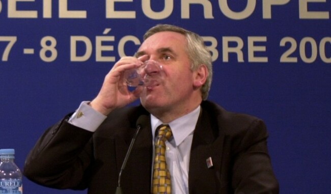 BERTIE AHERN AT EU SUMMIT IN NICE 2000 NICE TREATY