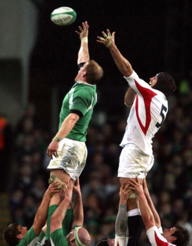 General view of a lineout