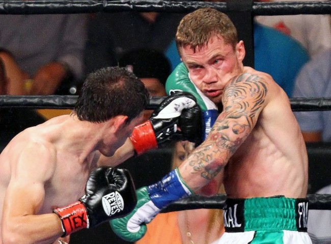 Carl Frampton in action against Alejandro Gonzalez Jr