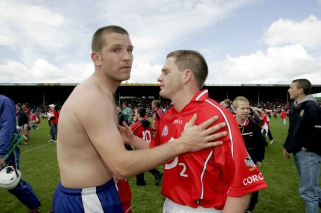 Joe Deane comiserates with Ken McGrath