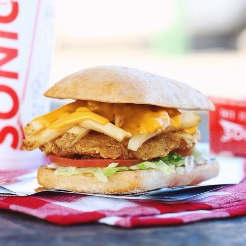 Did somebody say Fry-d Chicken? #SonicDIY #Sonic #Chicken #Yum #Sandwich #