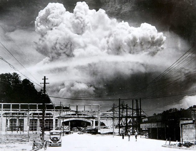 قصة هيروشيما: لماذا استخدم الأمريكيون القنبلة الذرية؟ ?width=630&version=2238358