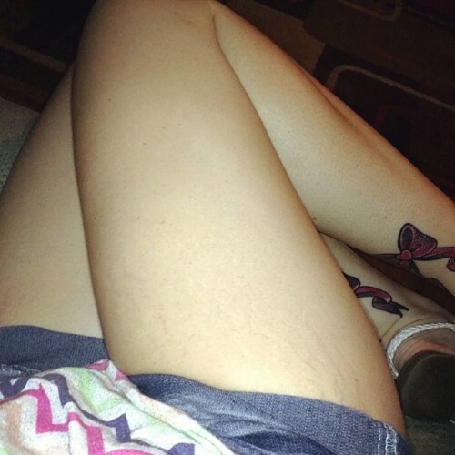 #ThighReading #FiveBabies #StretchMarks #LegTattoos #ShortLegs