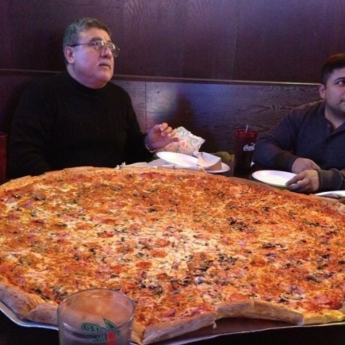 9 people who asked for the 'biggest pizza' and immediately regretted it