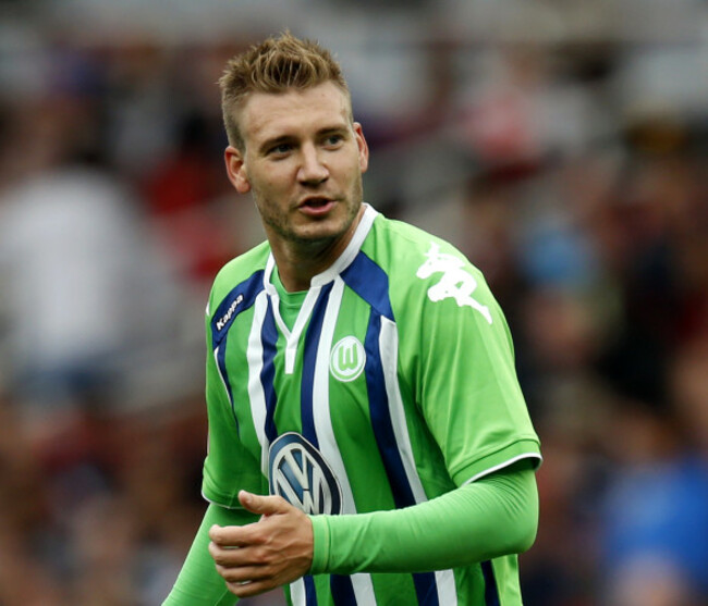 Soccer - Emirates Cup - Arsenal v VFL Wolfsburg - Emirates Stadium