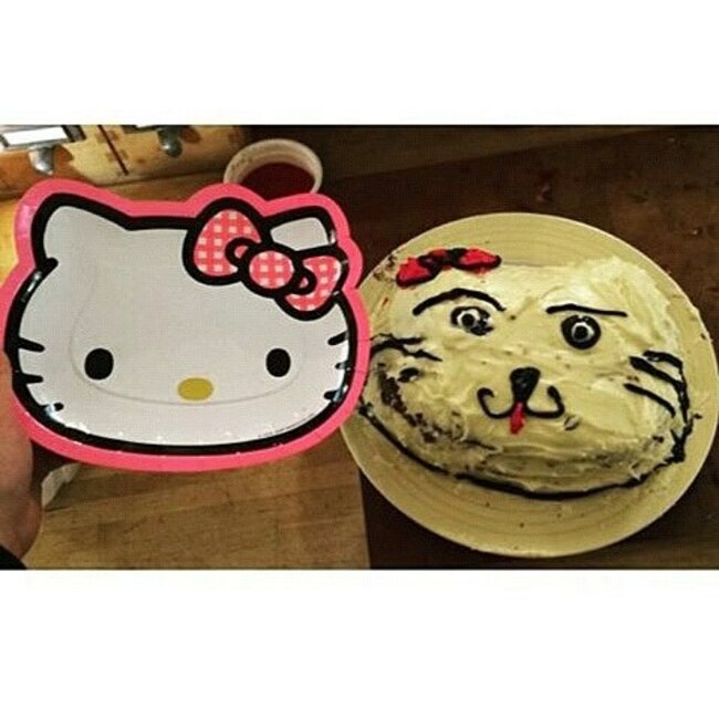 Hello kitty cake fail